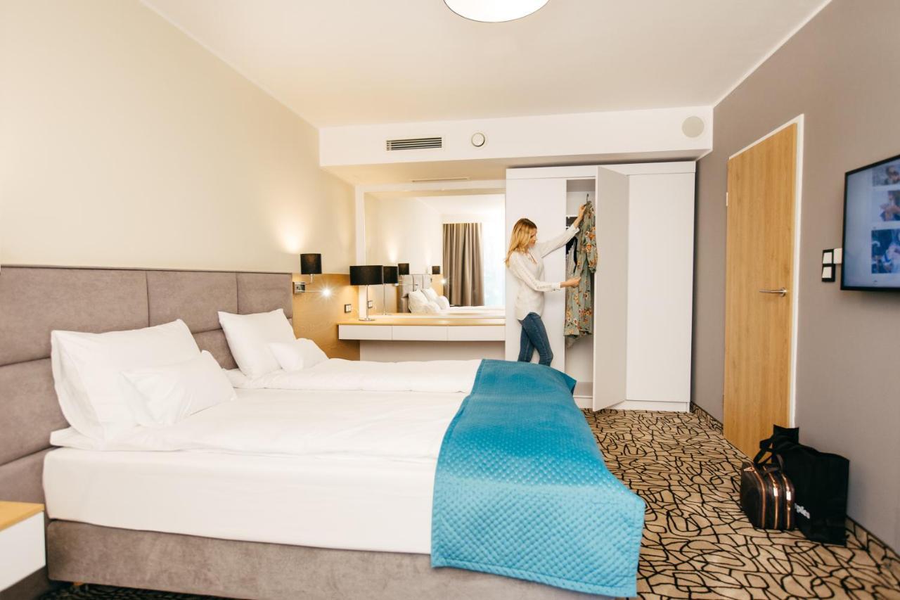 Aparthotel Termy 乌涅尤夫 外观 照片