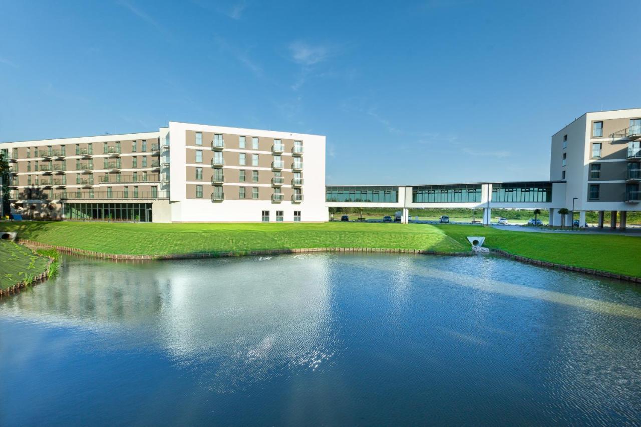 Aparthotel Termy 乌涅尤夫 外观 照片